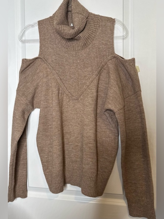 Sweaters - Women’s Cold-Shoulder Turtleneck knit Sweater in Taupe size Md stretch